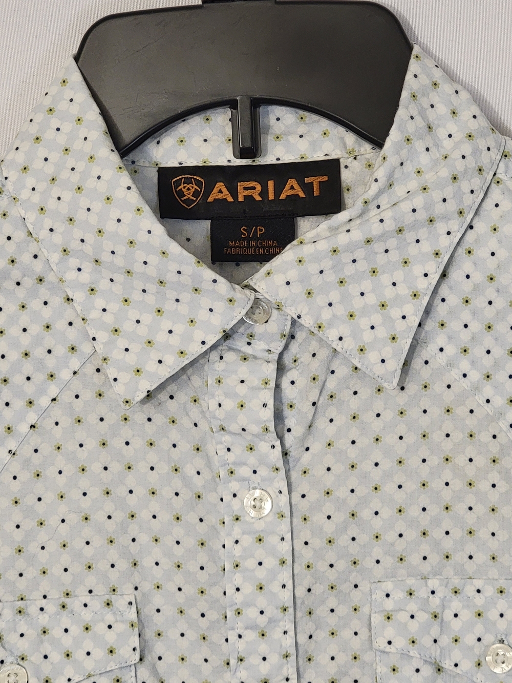 Ariat Button-Up Shirt Navy Dot Pattern Size S/P - Picture 3 of 10